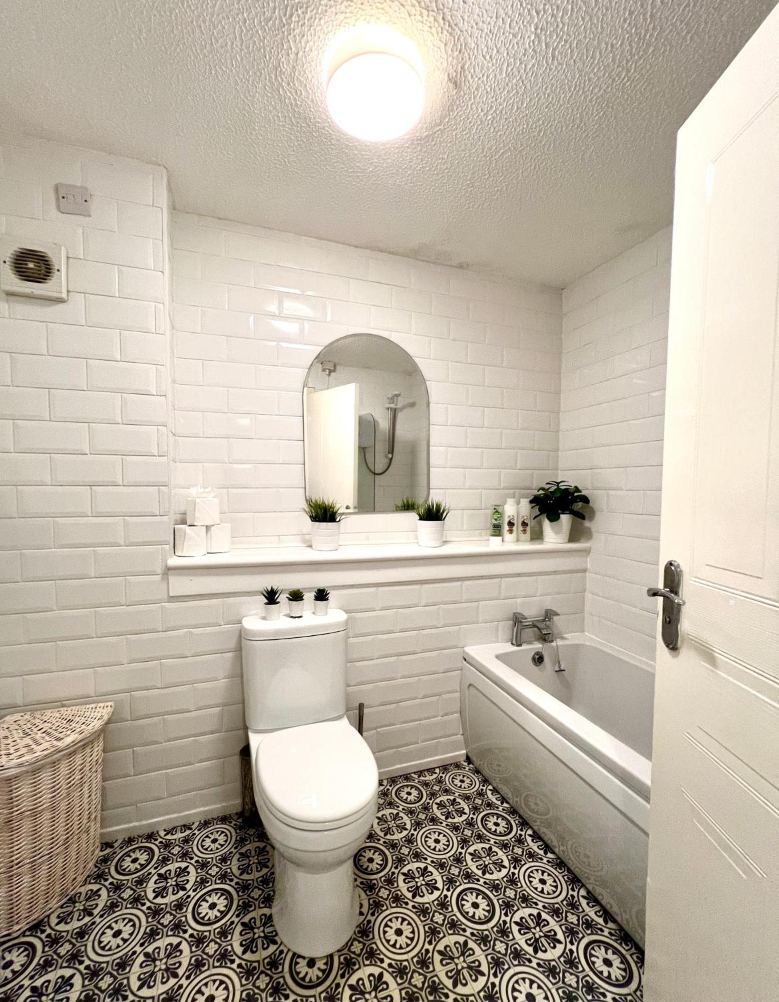 Spacious 2 Bed-Flat In Glasgow City - Free Parking Exteriér fotografie