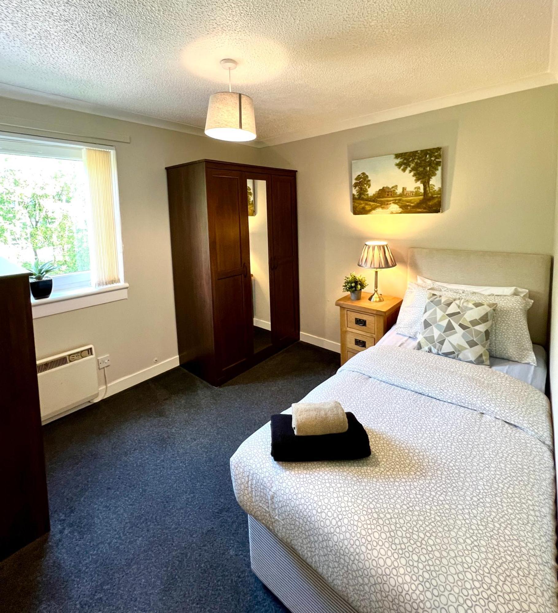 Spacious 2 Bed-Flat In Glasgow City - Free Parking Exteriér fotografie